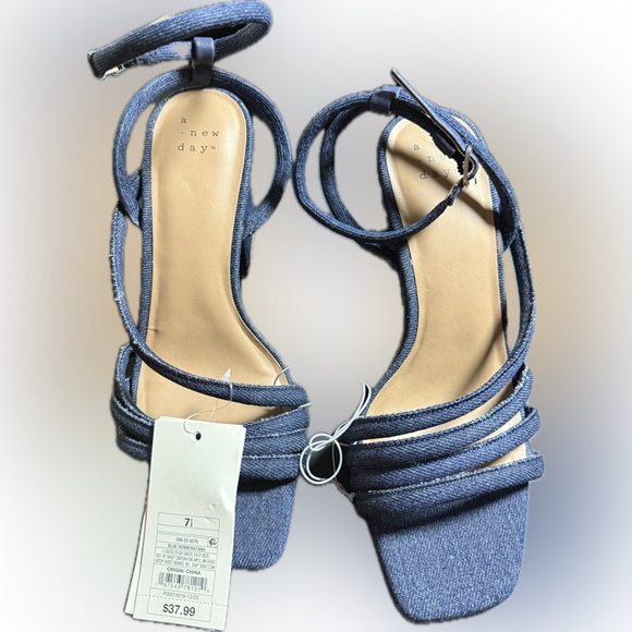 a new day Navy Strappy Heels - Picture 2 of 5